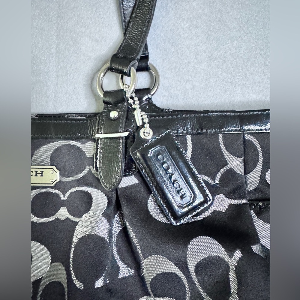 Coach Women's Metallic Silver Black SoHo Signature Shoulder Bag Tote F19664 Y2K - Picture 3 of 16